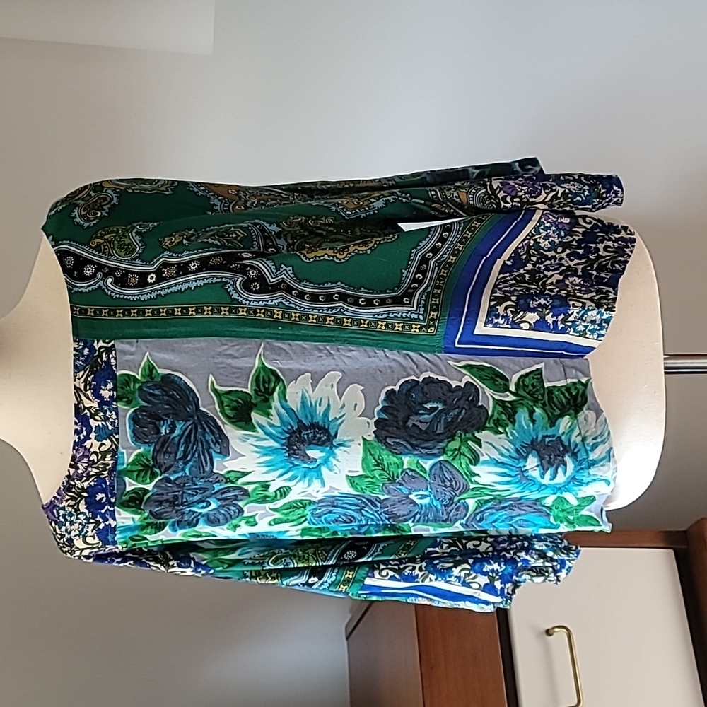 Anthropologie Tiny Patchwork Style Top. Rayon. Si… - image 3